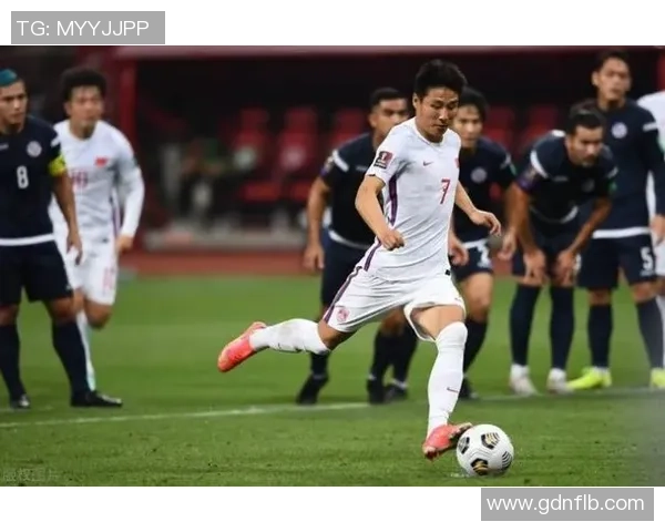 欧联杯精彩对决那不勒斯狂胜利物浦6比2引发全场热议